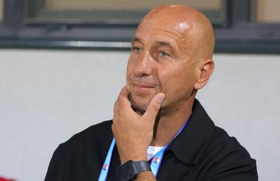 Robert Ilyeș a vorbit după înfrângerea de la Arad: „Se vede că nu avem echipă de cupele europene”