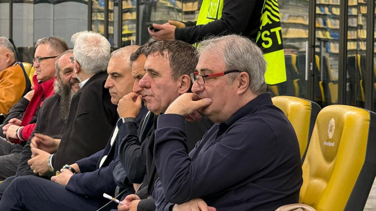 Gică Hagi, la FCSB - Petrolul