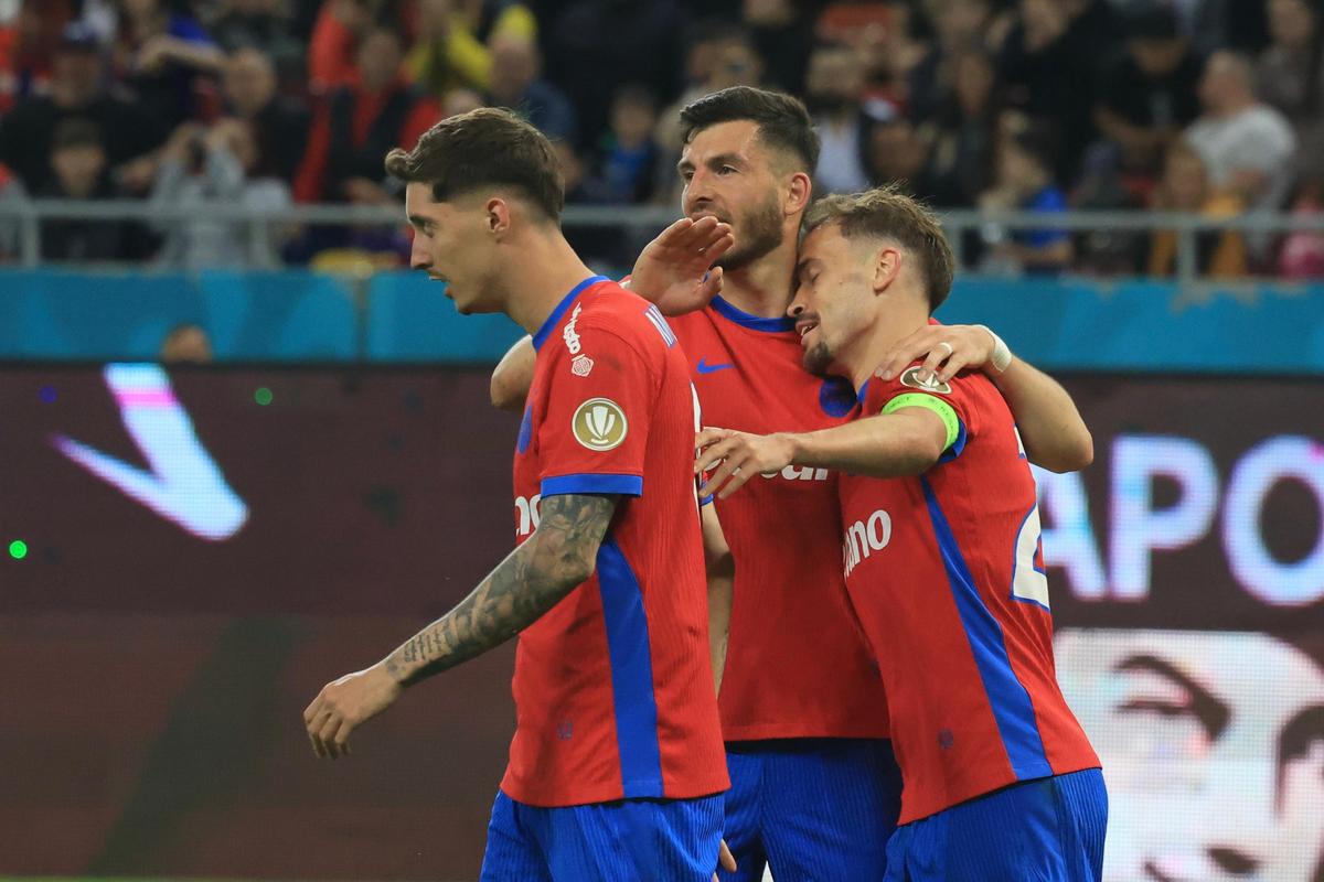 Cu un pas mai aproape de Europa, FCSB are lista de transferuri pentru vară făcută
