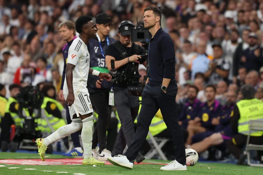 Vinicius, perioadă complicată sub comanda lui Xabi Alonso Vinicius a luat decizia privind viitorul său la Real Madrid