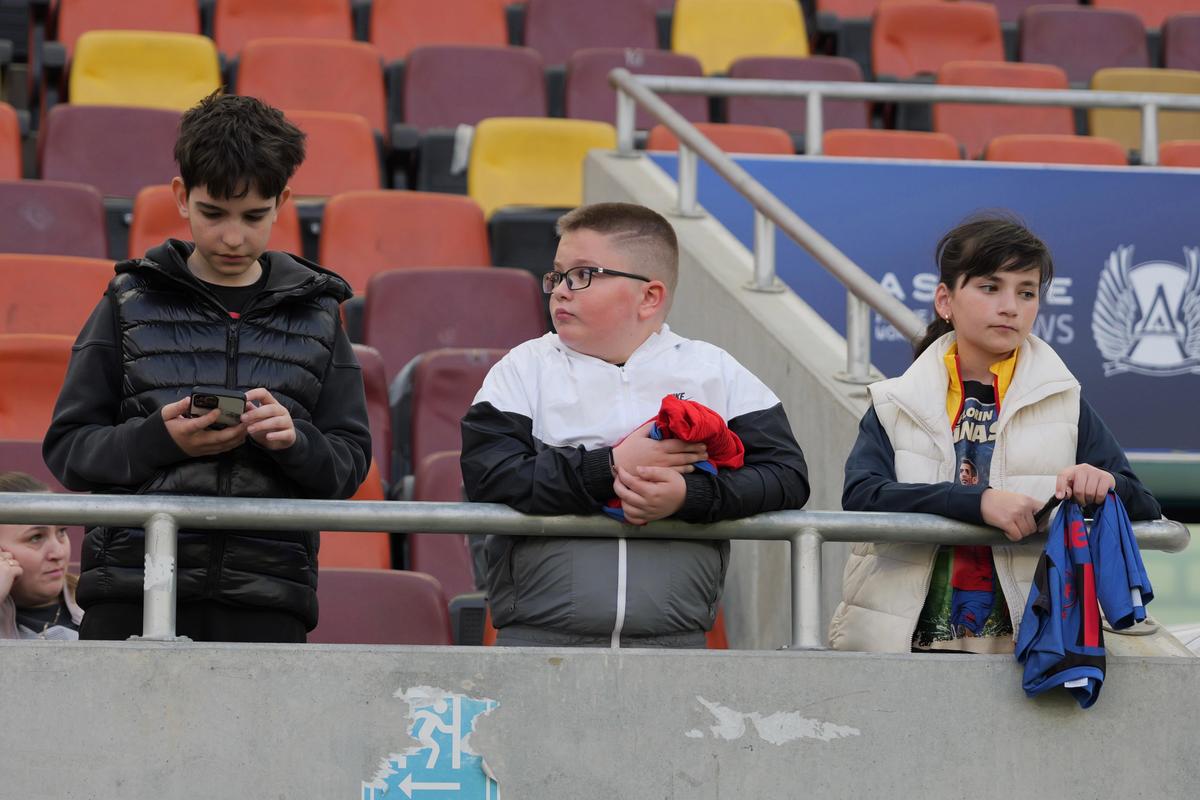 Imagini înainte de FCSB - Petrolul // foto: Ionuț Iordache și Andrei Furnigă