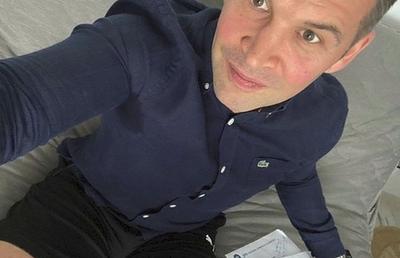 Ionuț Stroe, prima reacție după ce a apărut în chiloți la TV: „Toți care vor sări să critice poartă pantaloni de ski acasă”