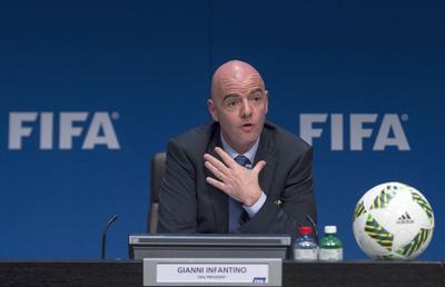 A mințit Gianni Infantino?! Președintele FIFA, acuzat că a avut un „zbor cu preț exorbitant la o întâlnire fictivă”