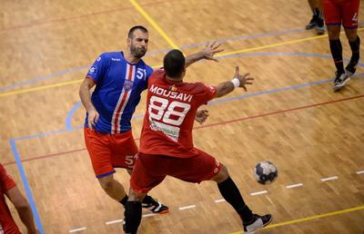 EXCLUSIV. Dinamo se întărește de la marea rivală!