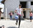 Părinții îl susțin pe Ionatan în visul său de a fi fotbalist (foto: Cristi Preda)