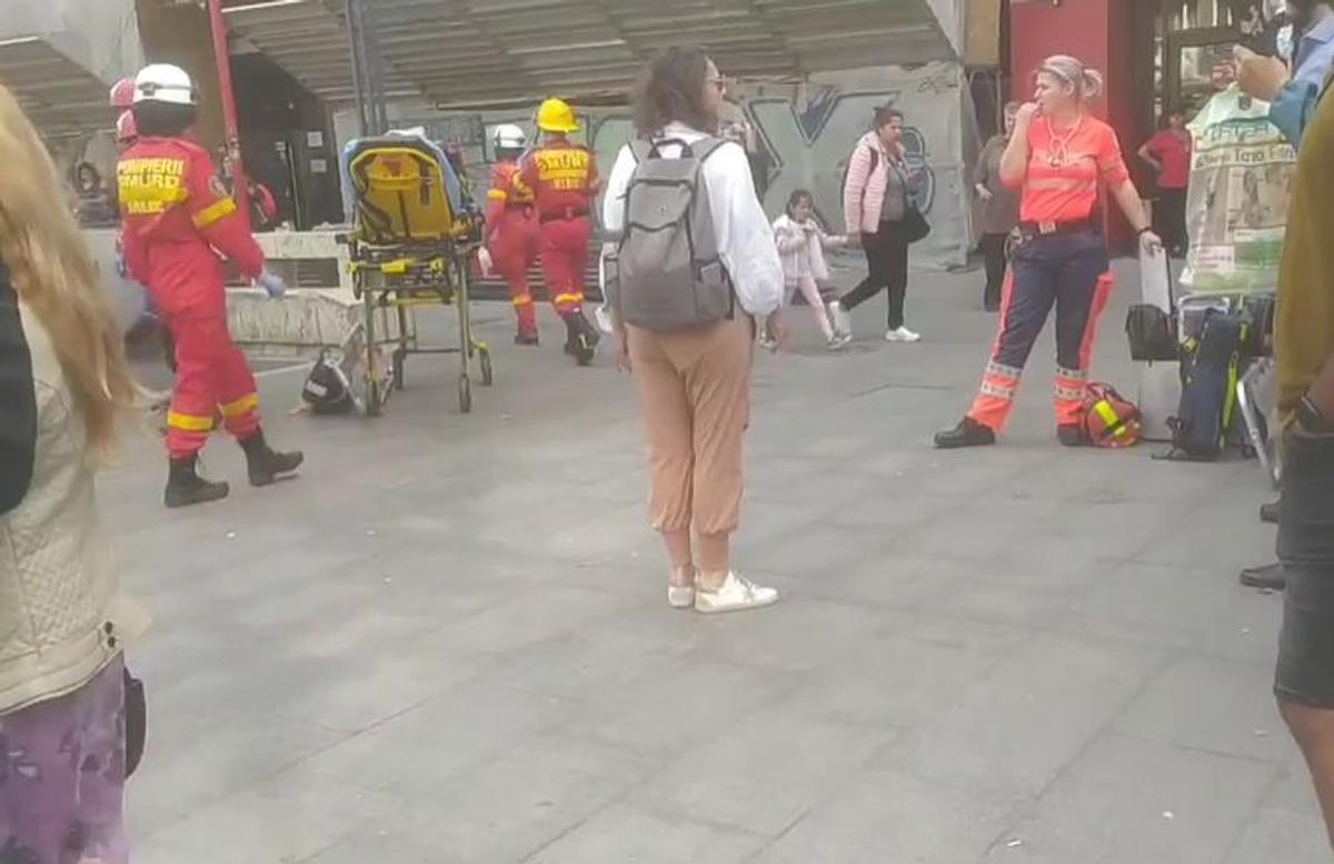 Alertă de incendiu la metroul de la Piața Romană
