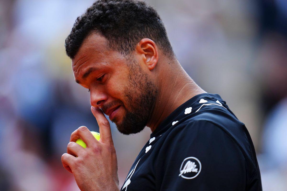 Jo-Wilfried Tsonga și-a luat rămas bun de la tenis în lacrimi, pe centralul de la Roland Garros