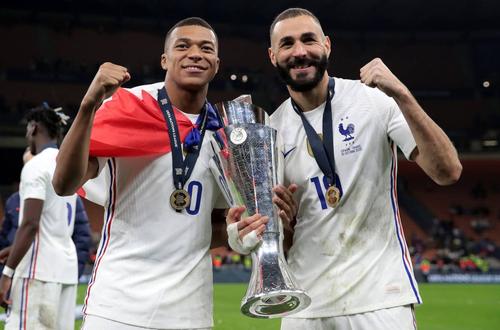 Kylian Mbappe și Karim Benzema/ foto: Imago Images