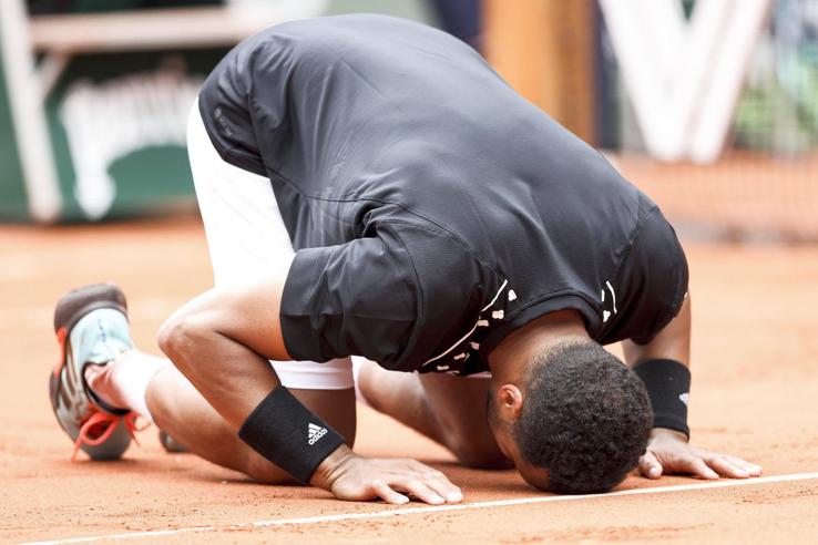 Jo-Wilfried Tsonga și-a luat rămas bun de la tenis în lacrimi, pe centralul de la Roland Garros  / Sursă foto: Imago Images