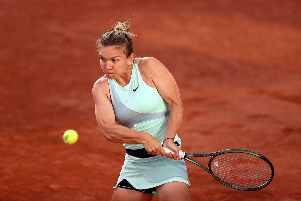 Simona Halep i-a cucerit pe francezi cu o execuție în stilul lui Monfils » „Superman backhand” în duelul cu Zheng de la Paris