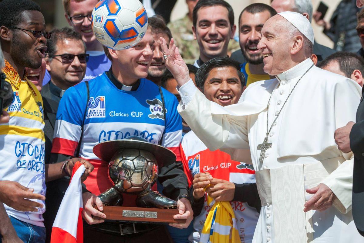 Antrenorul român era la Roma în ziua morții Papei Francisc: „«Mamă-mamă»! Am aflat chiar când am ajuns la Santa Maria Maggiore”