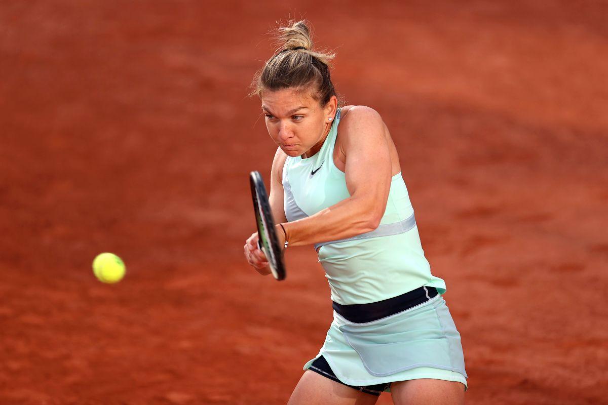 Simona Halep i-a cucerit pe francezi cu o execuție în stilul lui Monfils » „Superman backhand” în duelul cu Zheng de la Paris