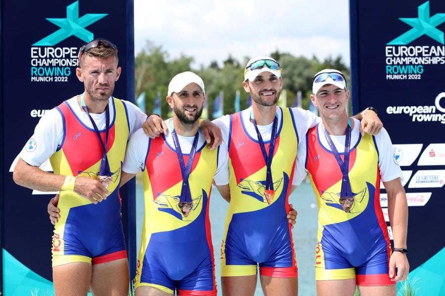 Marian Enache, Ioan Prundeanu, Ciprian Tudosă și Mihai Chiruță (de la stânga la dreapta), medaliați cu bronz european anul trecut Foto Guliver/GettyImages Ciprian Tudosă abordează o probă nouă: