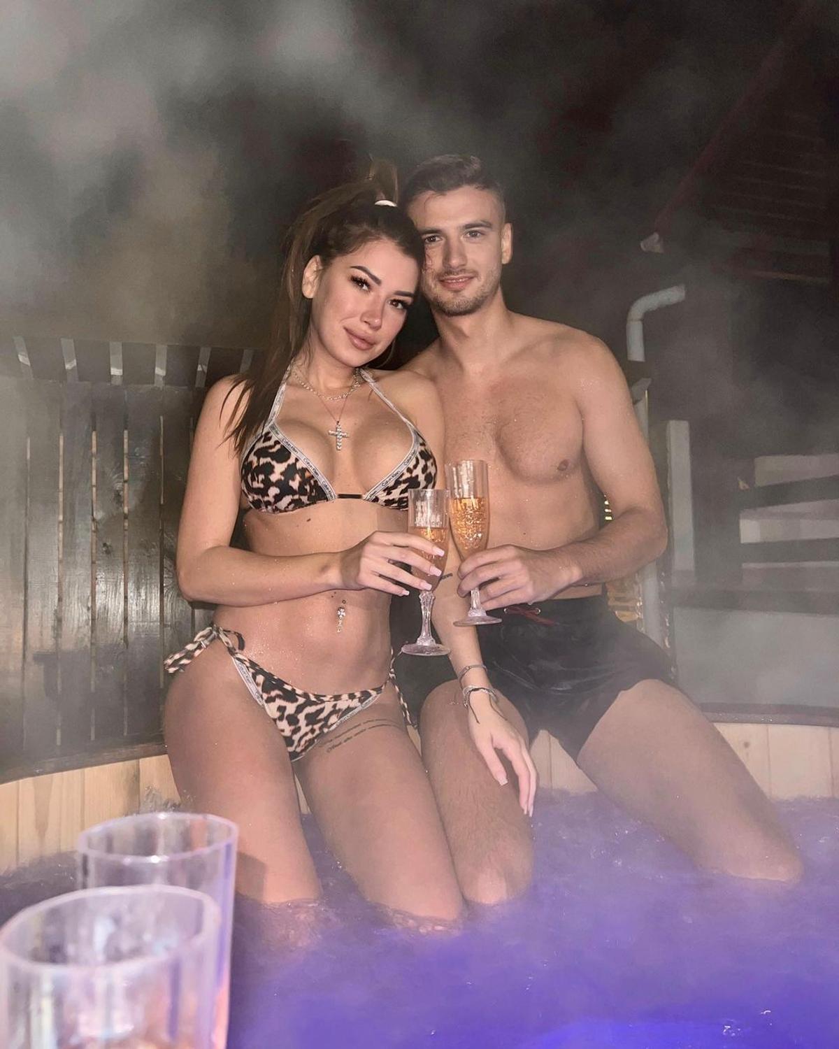 FOTO Anca, iubita lui Dragoș Nedelcu