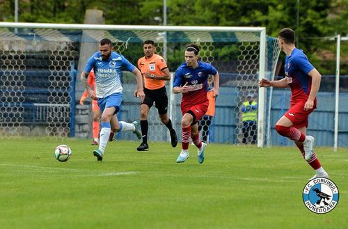 FOTO: Facebook @fccorvinul1921