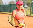 Imagine recentă cu Anca Barna (2023), de pe terenurile unde oferă lecții de tenis / Sursă foto: Facebook@ Tennisschule Anca Barna