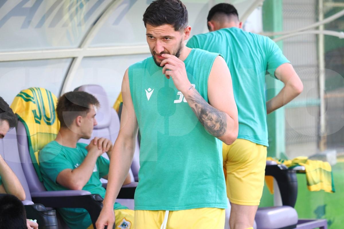 Așa salvezi o echipă?! Bogdan Andone a făcut inventarul: „80 de ecleruri, 150 de mici, două tăvi de cartofi prăjiți. Inspirație de moment”