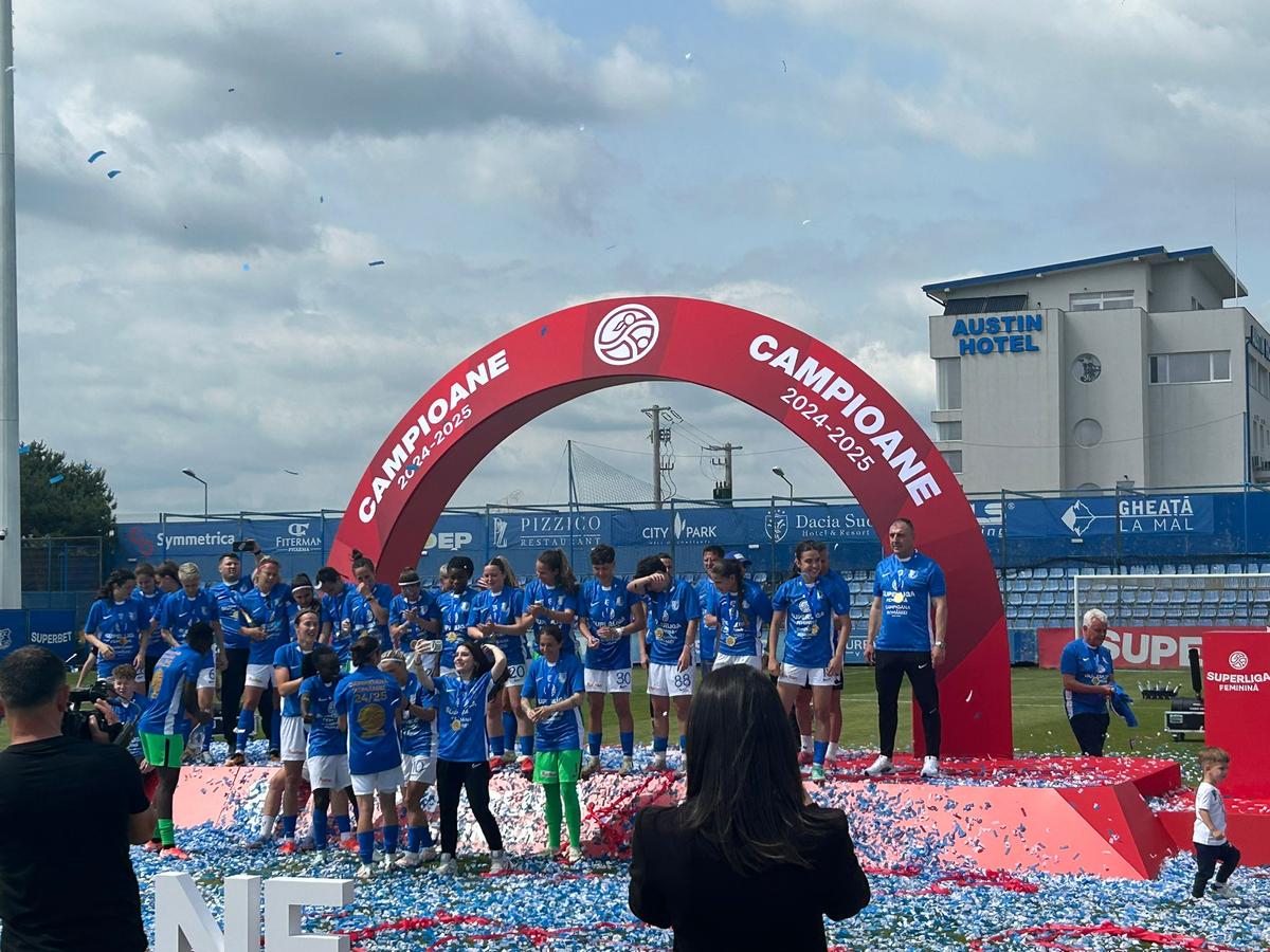 Farul a câștigat campionatul la fotbal feminin