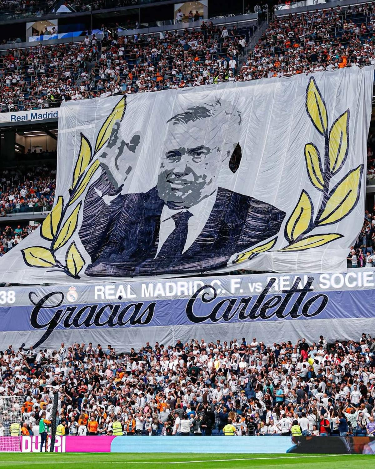 Luka Modric și Carlo Ancelotti, omagiați pe Bernabeu