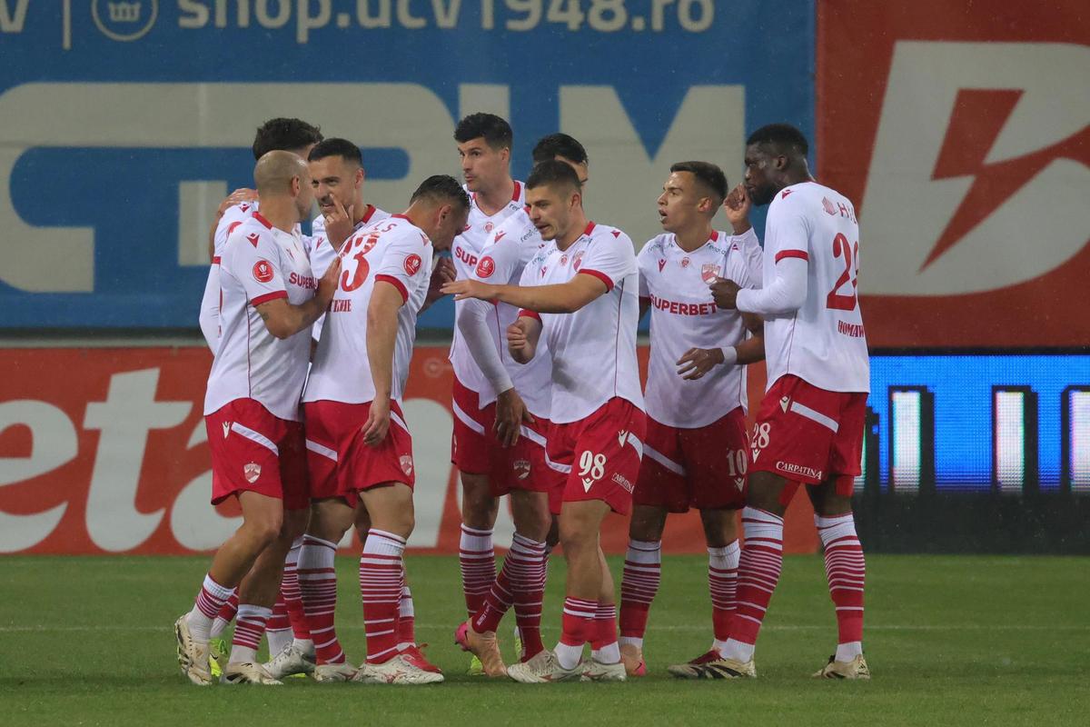 Universitatea Craiova - Dinamo, în etapa 10 din play-off-ul Superligii, foto: Ionuț Iordache
