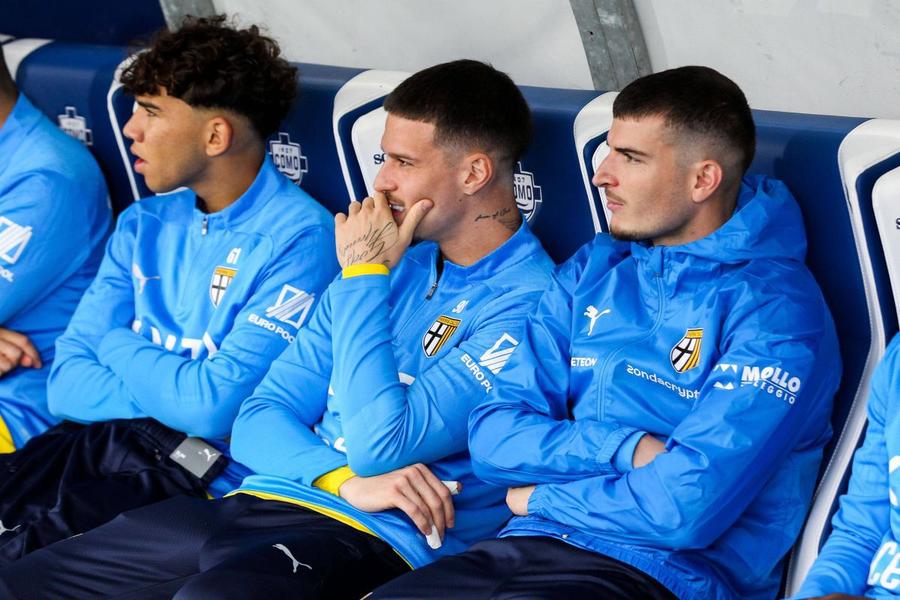 Dennis Man și Valentin Mihăilă pleacă de la Parma Verdict dur la Parma: „Dennis Man trebuie să plece! Transferul ratat în iarnă l-a adormit”