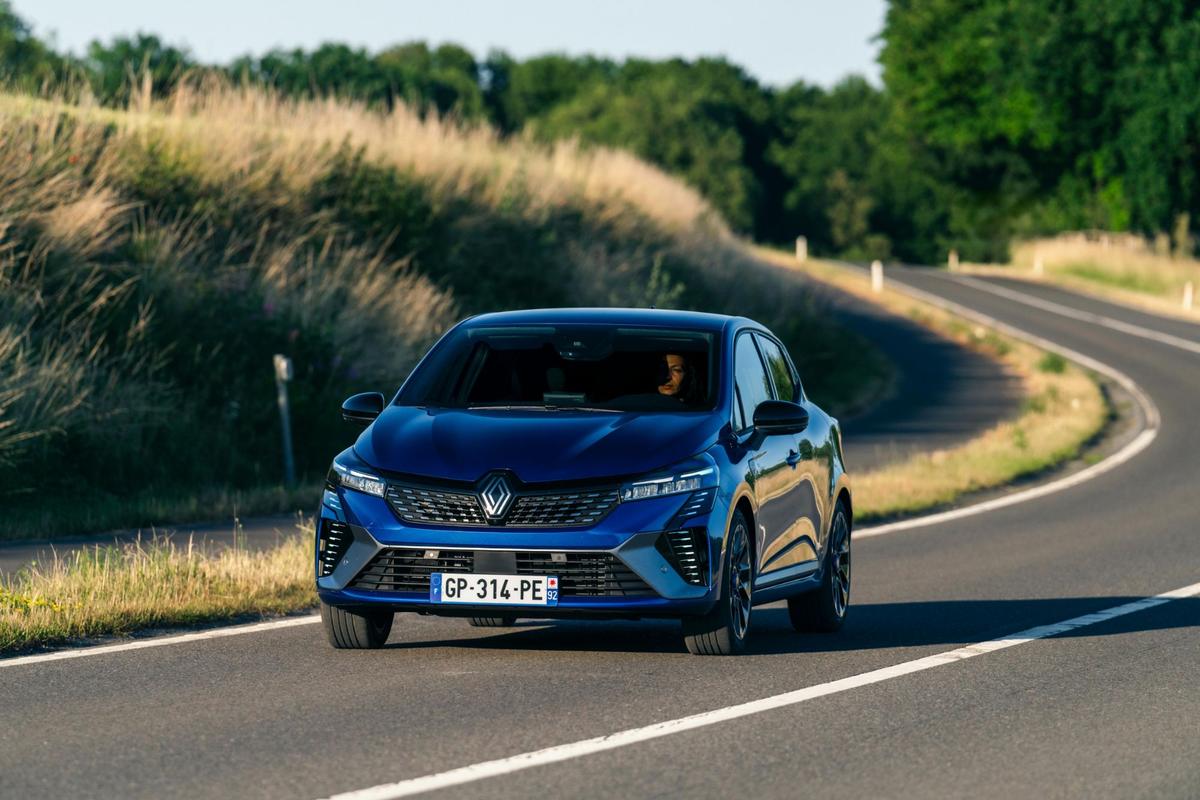 Dacia Sandero a pierdut primul loc în Europa! Cum arată mașina ieftină și cochetă care a depășit-o la vânzări
