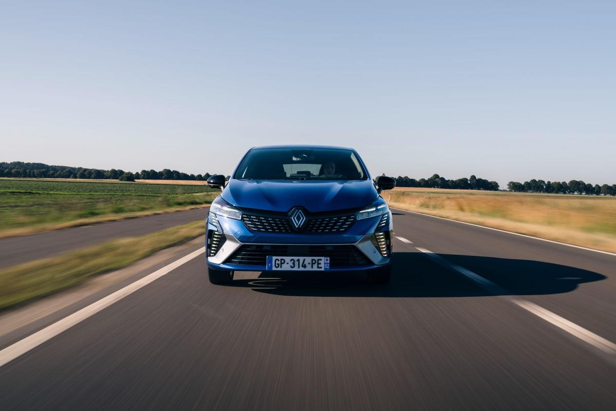 Dacia Sandero a pierdut primul loc în Europa! Cum arată mașina ieftină și cochetă care a depășit-o la vânzări