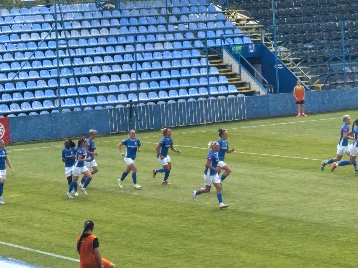 Farul, antrenament cu public la ultimul meci din Superliga feminină. Ploaie de goluri la Ovidiu