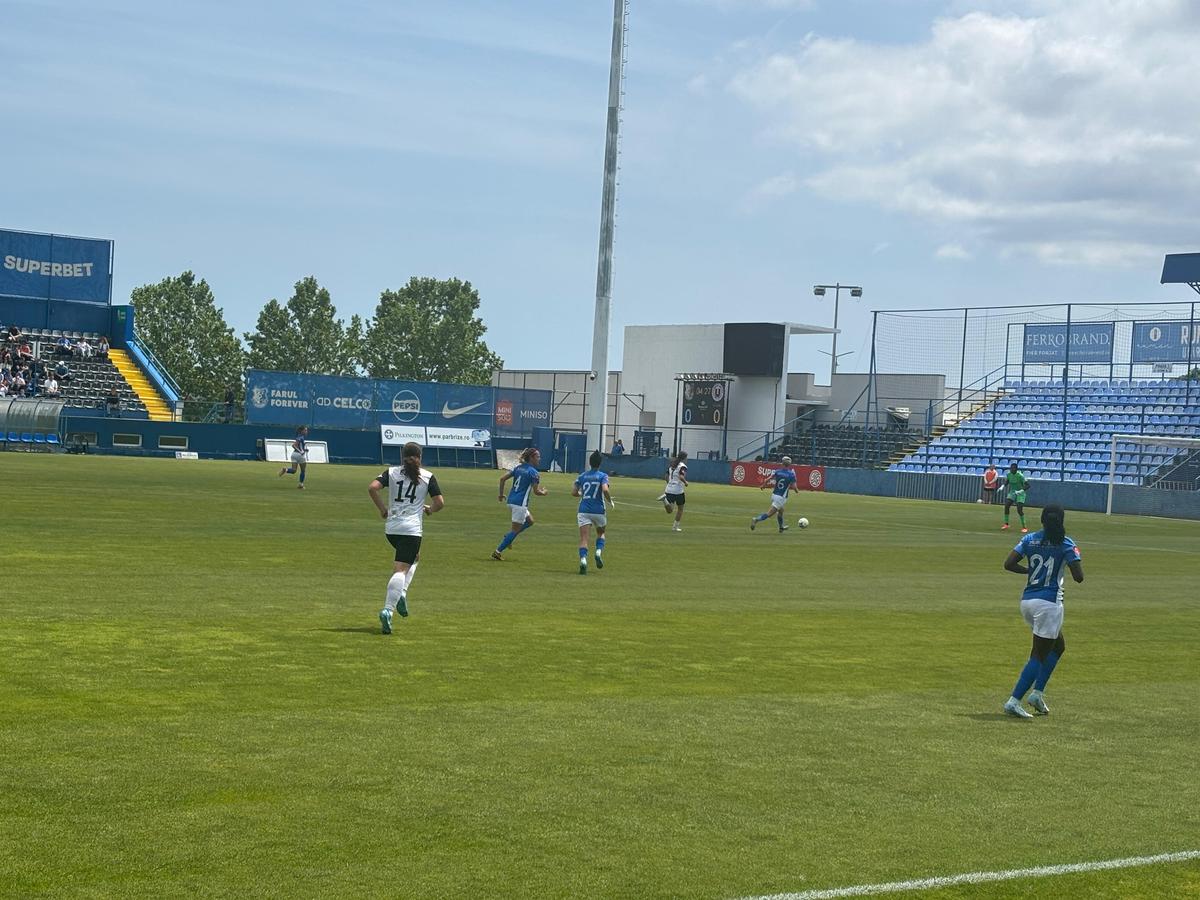 Farul, antrenament cu public la ultimul meci din Superliga feminină. Ploaie de goluri la Ovidiu