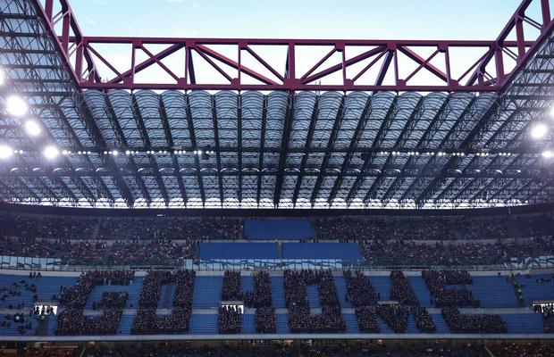 Protest ingenios la AC Milan - Monza: fanii s-au săturat de conducerea clubului și au gândit o coregrafie inedită