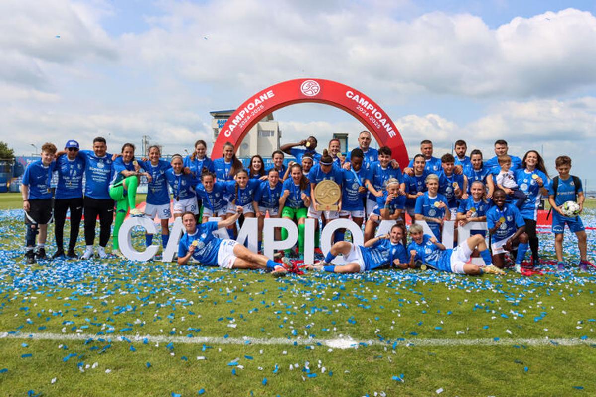 Farul a câștigat campionatul la fotbal feminin