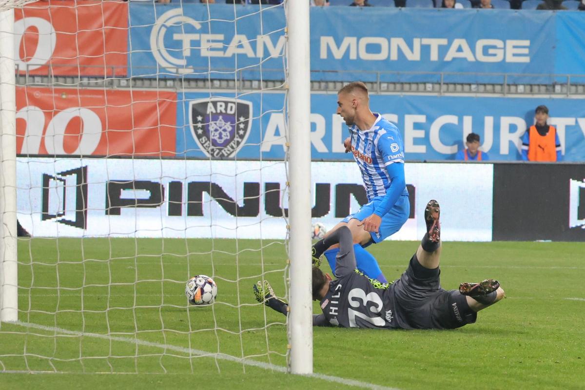 Mirel Rădoi a reglat conturile cu Panduru: „Să lăsăm prieteniile! Nu trebuie să antrenez ce vrei tu”