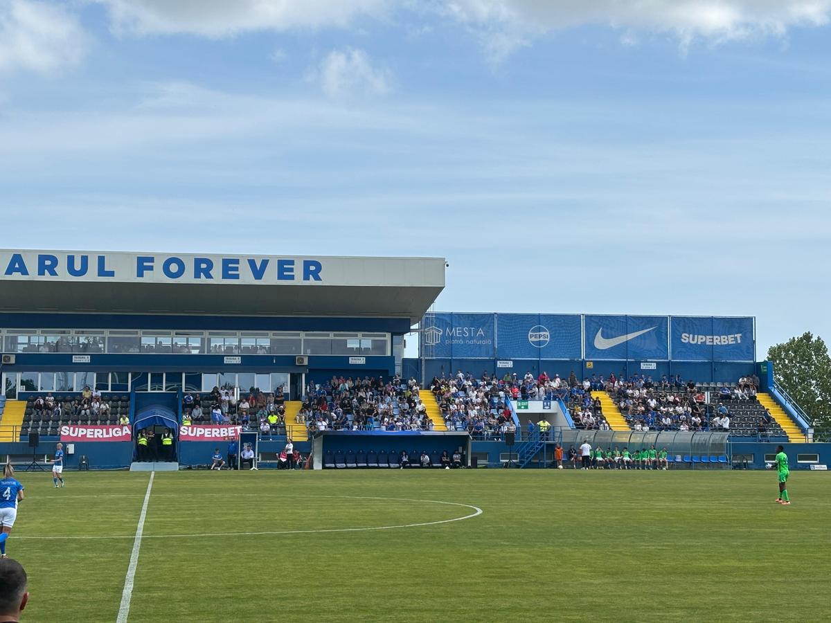 Farul, antrenament cu public la ultimul meci din Superliga feminină. Ploaie de goluri la Ovidiu