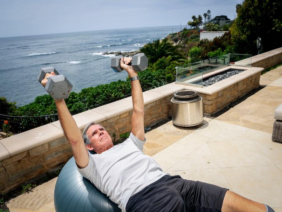 Eric Topol, un medic cardiolog din San Diego, foto: Washington Post Un om de știință care a studiat 20 de ani oamenii „superlongevivi” spune un secret descoperit: „Nu e vorba de ADN, alt lucru contează