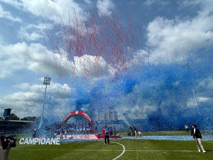 Farul a câștigat campionatul la fotbal feminin / foto: GSP