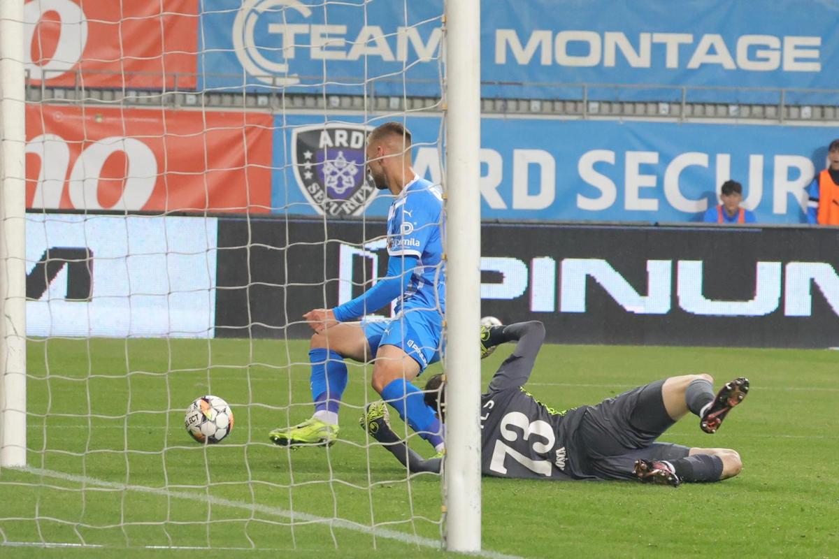 Universitatea Craiova - Dinamo, în etapa 10 din play-off-ul Superligii, foto: Ionuț Iordache