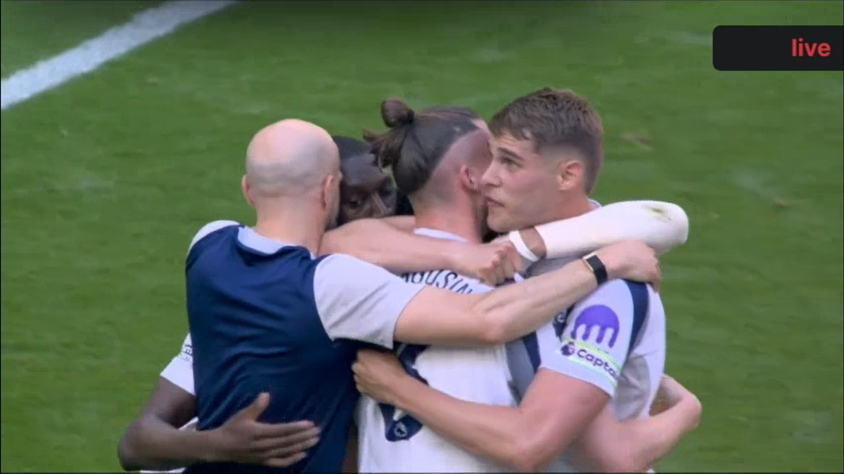 Tottenham s-a salvat de la retrogradare. Imginile bucuriei