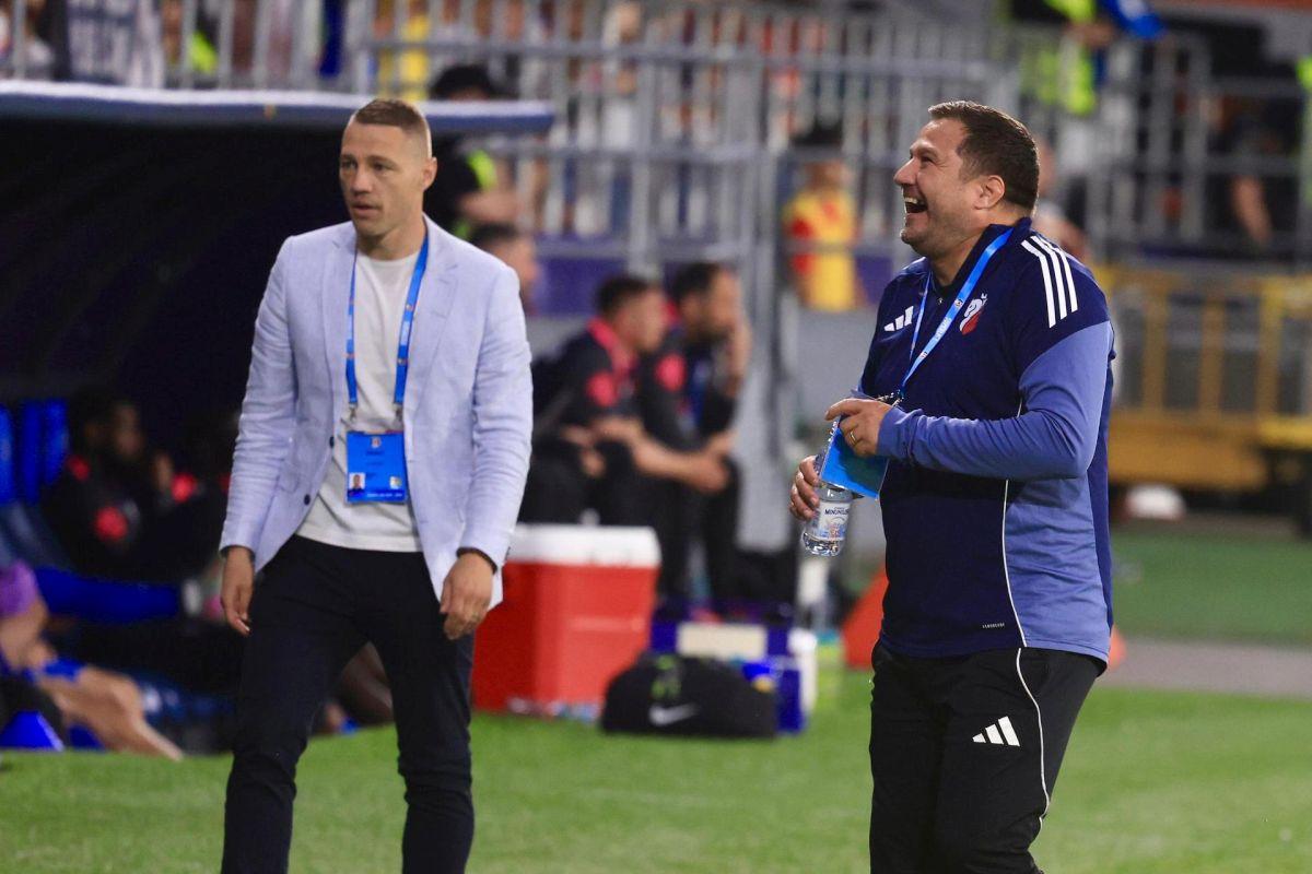 A primit „galben” din partea lui Istvan Kovacs, iar apoi a avut o criză de râs la adresa arbitrului