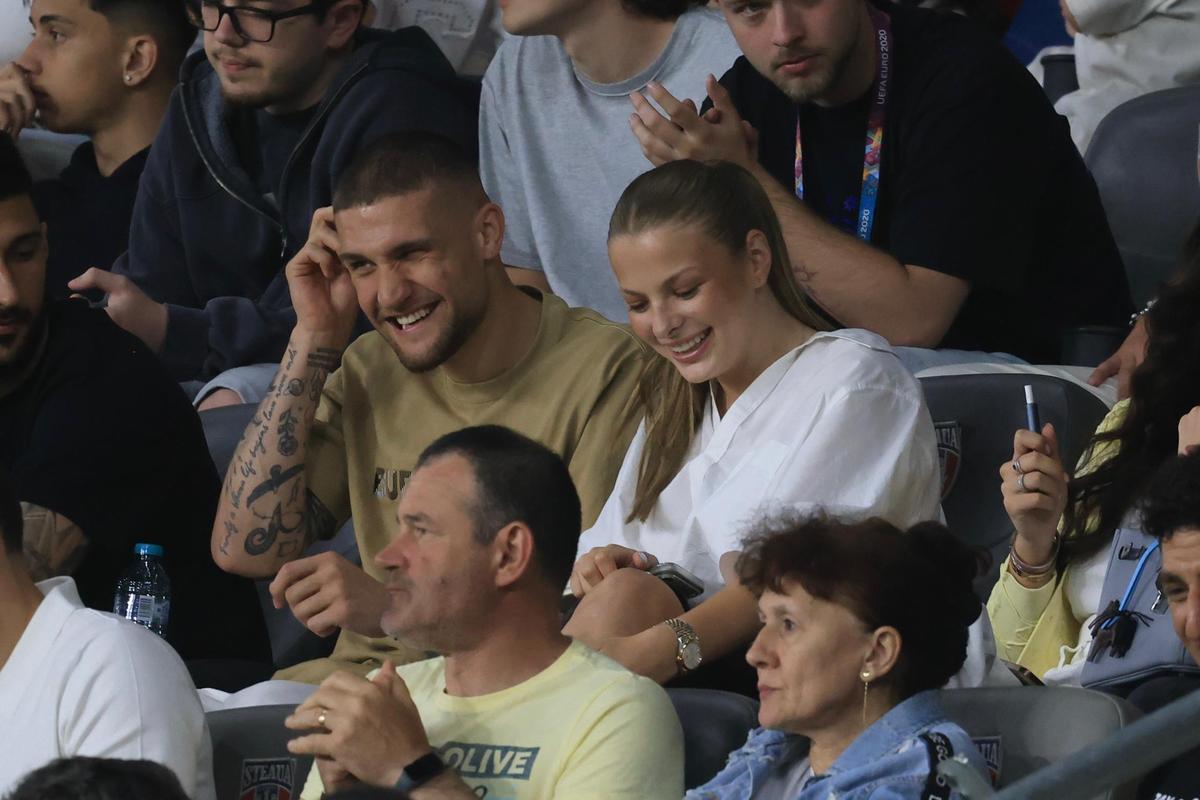 Cum au fost surprinși Bîrligea și Antonia în timp ce FCSB se chinuia cu Botoșani