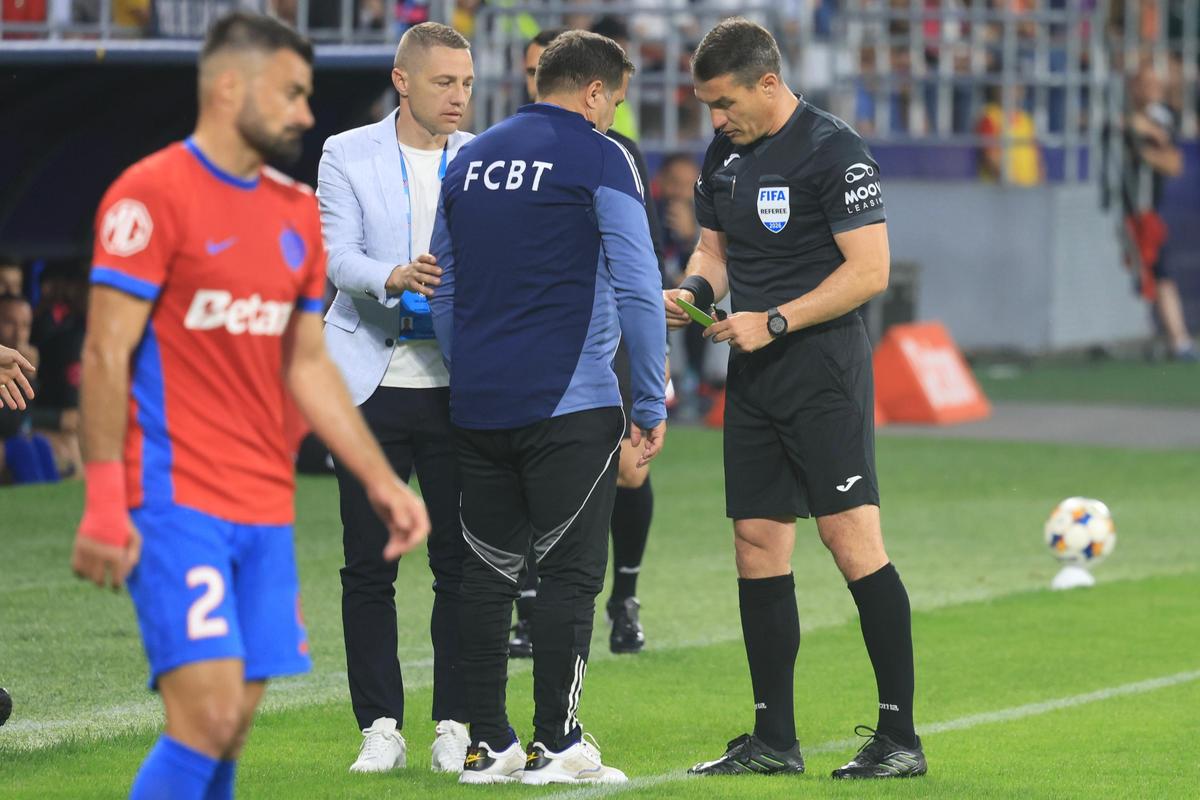 Marius Croitoru, criză de râs după ce a văzut „galben” din partea lui Istvan Kovacs