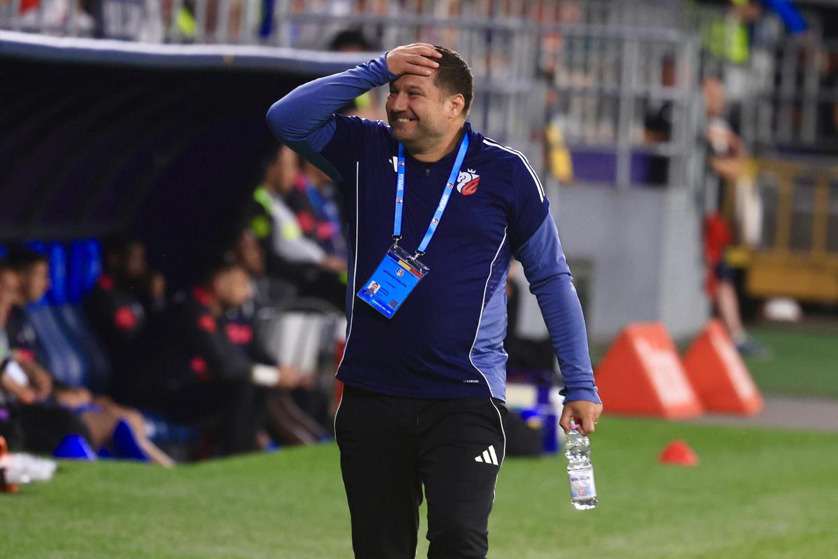 A primit „galben” din partea lui Istvan Kovacs, iar apoi a avut o criză de râs la adresa arbitrului