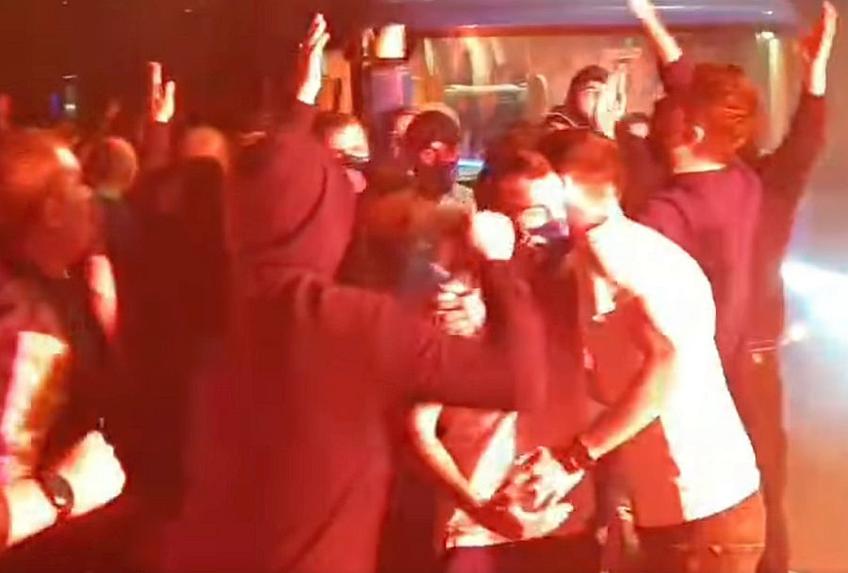 Dan Nistor s-a îmbrățisat cu fanii olteni
