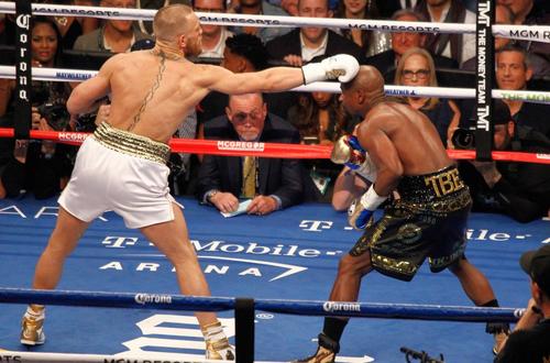 Conoro McGregor - Floyd Mayweather/ foto: Imago Images