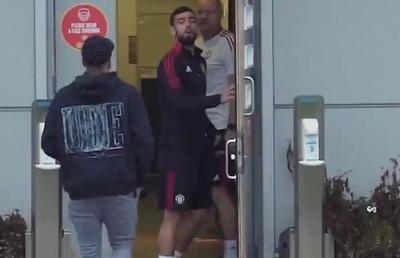 Bruno Fernandes se ia de colegii săi: „Nu mai fiți așa vedete”