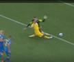 „Tricolorii” au cerut penalty în minutul 18 al duelului cu Ucraina U21 » Imaginea surprinsă de reporterul GSP lămurește faza + Ce i-a strigat Daniel Pancu lui Emil Săndoi
