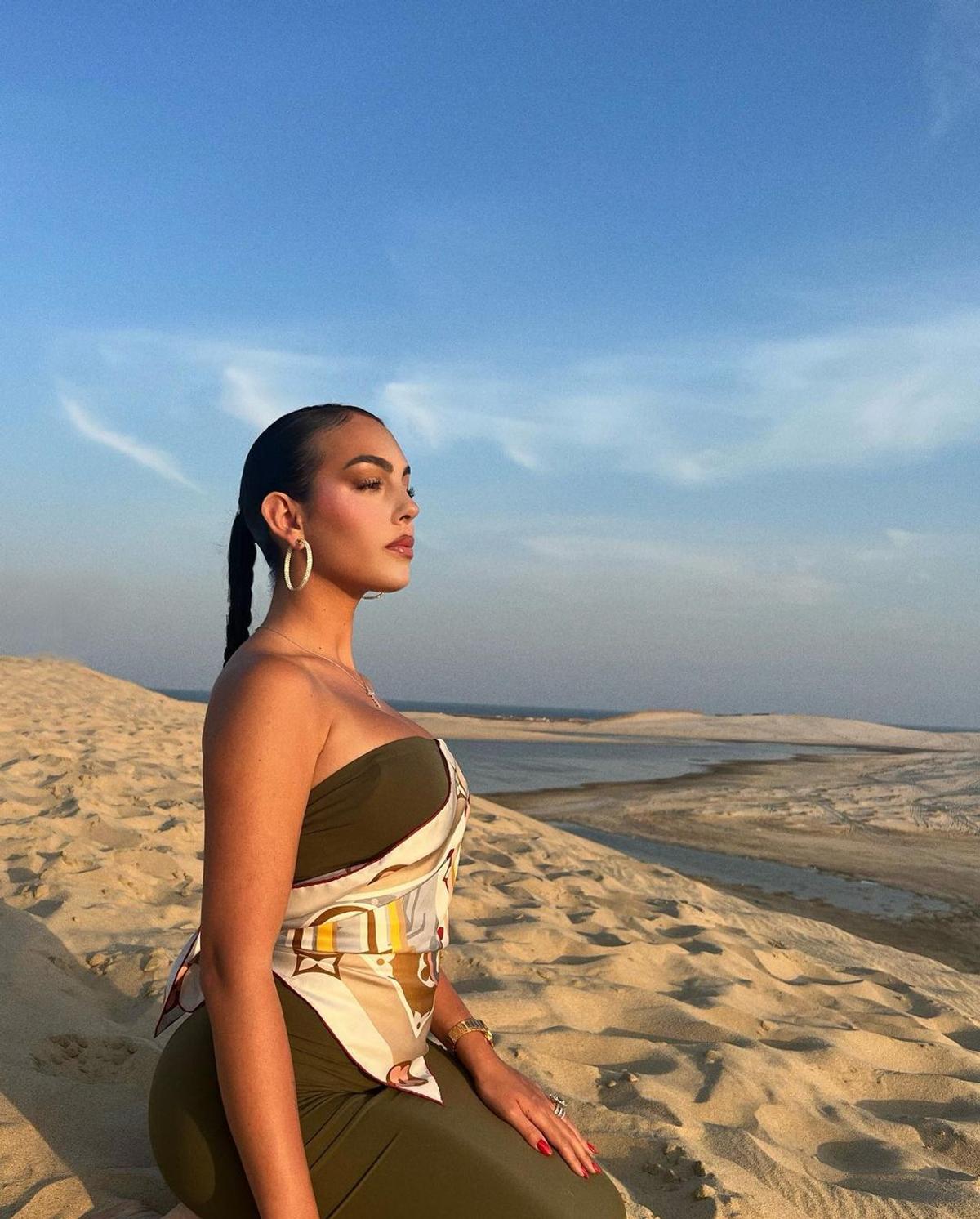 Iubita lui Cristiano Ronaldo, sexy pe iaht, în vacanța în Sardinia! Fanii i-au atras atenția: „Nu îți e rușine?”