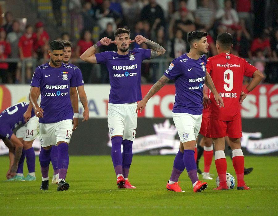Povestea culorilor clubului Rapid: violet sau vișiniu? De la perdelele vagoanelor de tren la peste 10 ani de tricouri atipice
