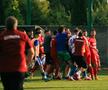 Conferință cu bucluc la echipa nou-aterizată în Liga 2 » Antrenorul a fost demis, președintele a pocit numele înlocuitorului: „Arago... zola”