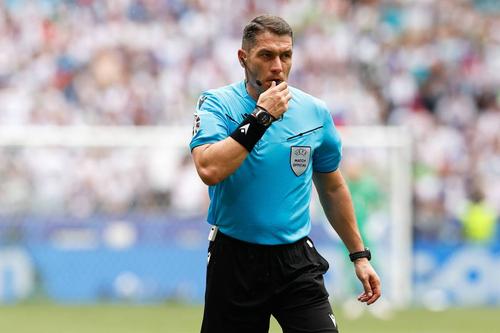 Arbitrul român Istvan Kovacs (39 de ani) a fost delegat la meciul Cehia - Turcia, care se va disputa miercuri, 26 iunie, de la 22:00.