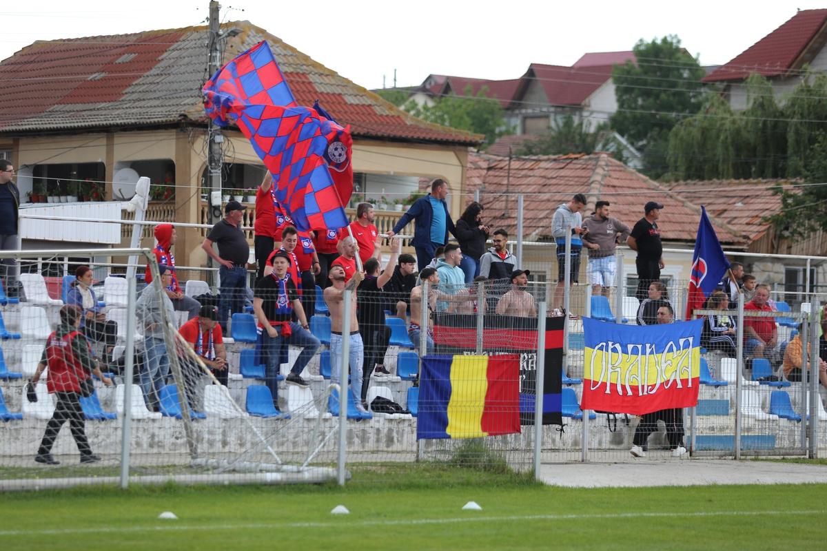 Imagini din sezonul promovării lui FC Bihor